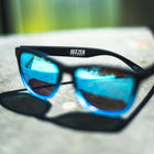//www.solong.cl/cdn/shop/files/lente_de_sol_so_long_geezer_blue_monday_4_79aeaab4-8930-4a1d-88eb-bd79dcfdf653_140x.jpg?v=1694156653