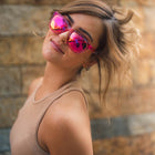 //www.solong.cl/cdn/shop/files/lente_de_sol_so_long_mujer_geezer_pin_up_1_1be7be07-be68-41cb-b285-4971053a5683_140x.jpg?v=1694152093